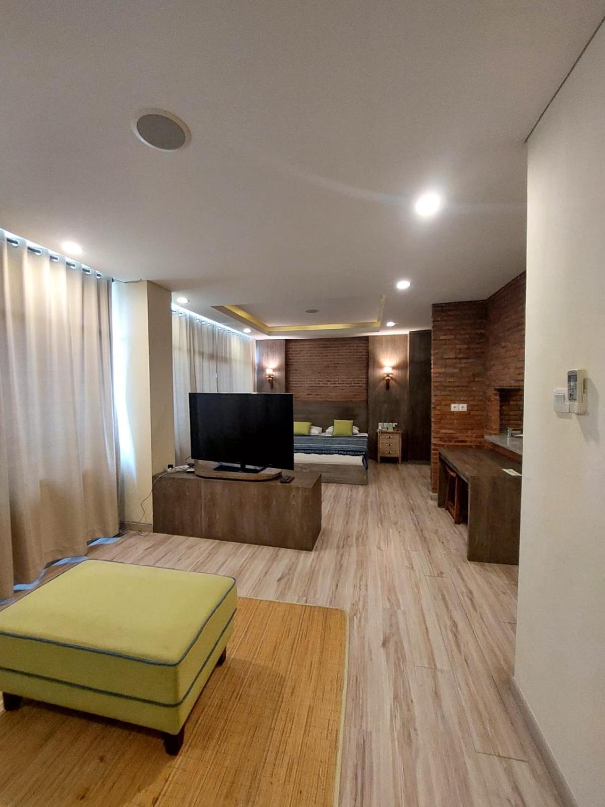 Apartemen Senayan Dżakarta Zewnętrze zdjęcie